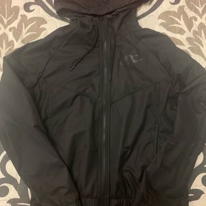Women’s size small Nike windbreaker